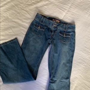 Low cut wide leg jeans